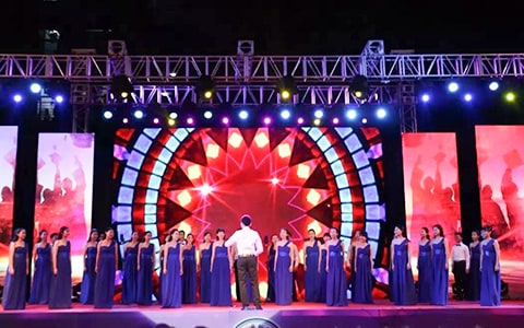 �����˱�ҵ���Ὺ����