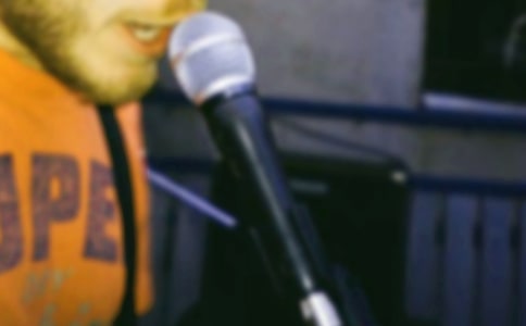 小班语言爱唱歌的小麻雀教案