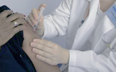 父母如何培养孩子不怕打针