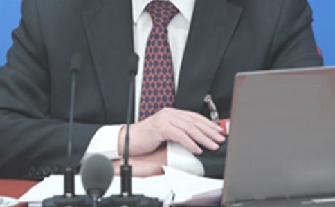 �й����ط�չǰ��