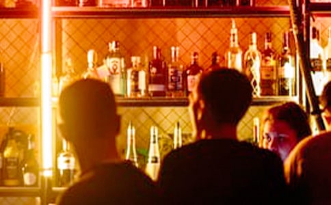 �ưɱ���Ա������