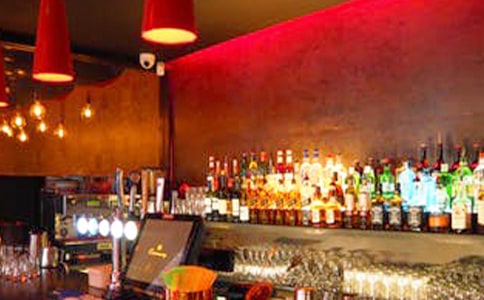 �ư������߻�����