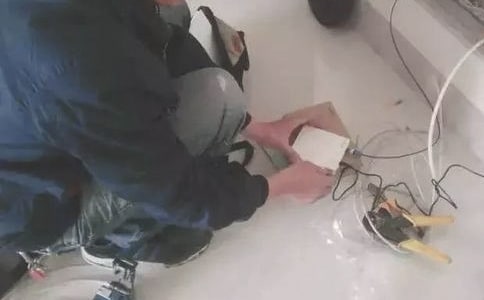 ��������������