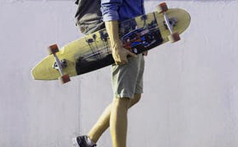 爱穿男装遭辞退,这些星座女打扮最男性化