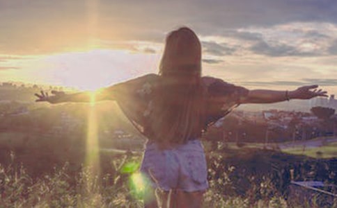 ְ��Ů�Ե��罻����