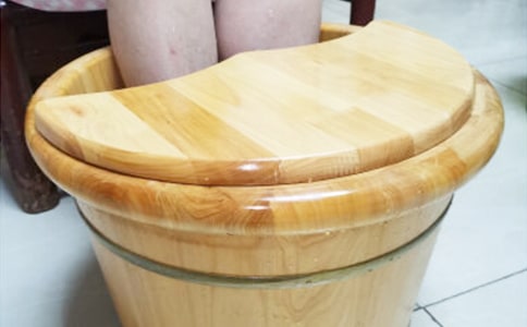 冬季泡脚有效缓解宫寒症状