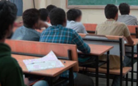 �Ͽγٵ������顾ʵ�á�