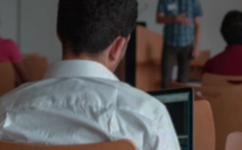 �Ͽγٵ������鷶��2000��ģ��