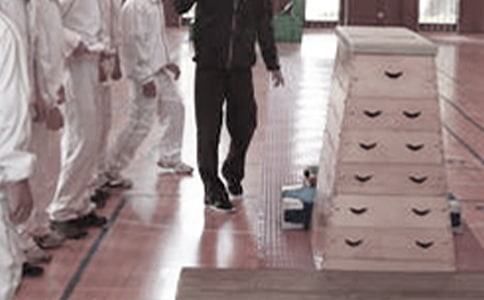 注重师生交流提高体育教学效果