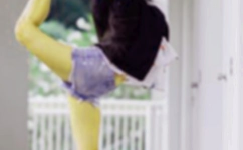 大班艺术欣赏爱跳舞的芭比教案