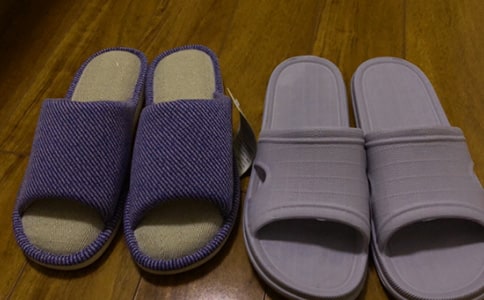 穿拖鞋上学检讨书