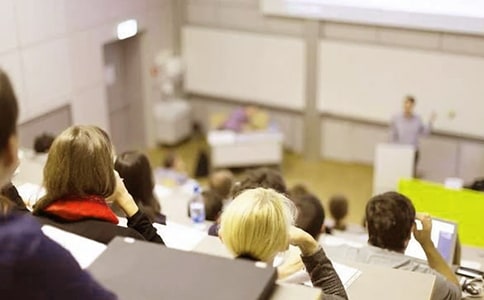 �и��Ķ��ٶ��������Щ����