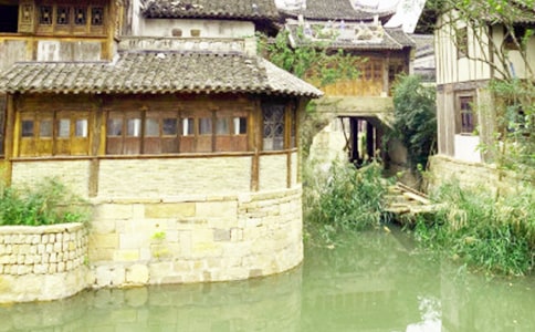 �������������ĵ��δ�