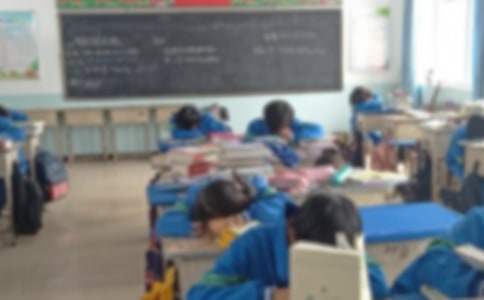 Сѧ����ֵ���ƶ�