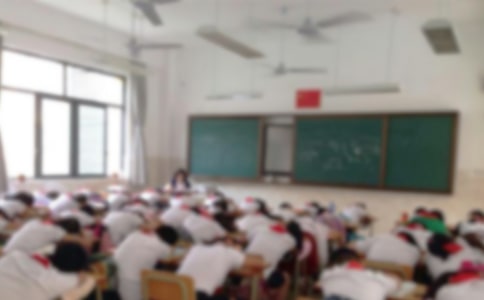 ѧ�����ݲ�˯������������