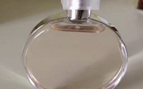 �а������͸��������ˮƿ�̰���˼