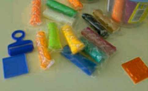 小班橡皮泥教案