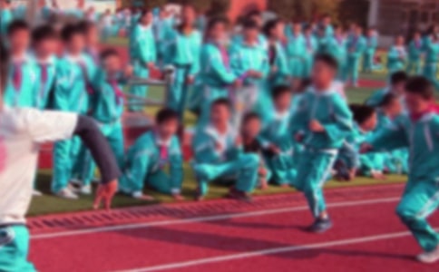 Сѧ�˶���༶�ں�