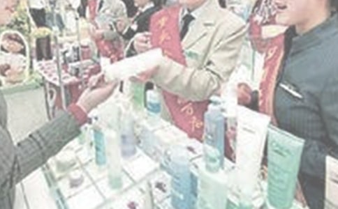 ҩ��ӪҵԱ���˹����ܽ�15ƪ