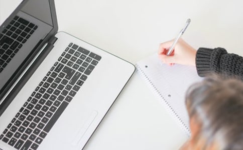 (��)�������������300��5ƪ