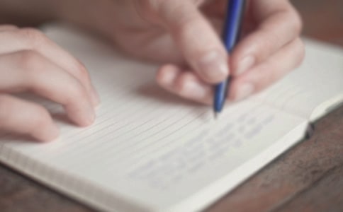 ���ڶ�ʮ�Ľ�������300�ּ���5ƪ