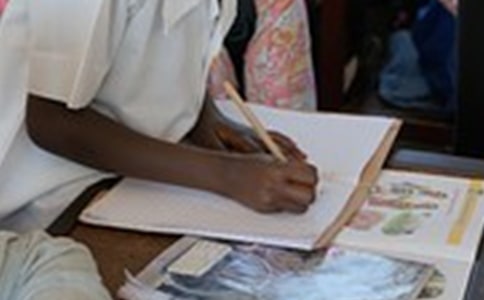 �˼ʹ�ϵ���ģ���ѡ26ƪ��