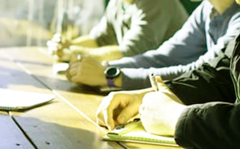 大学生交流座谈会精彩发言稿